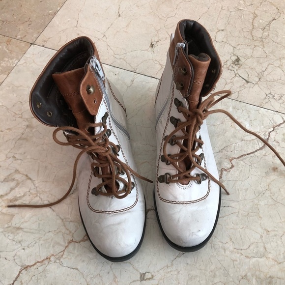 Josef Seibel Women’s Boots - Picture 3 of 16